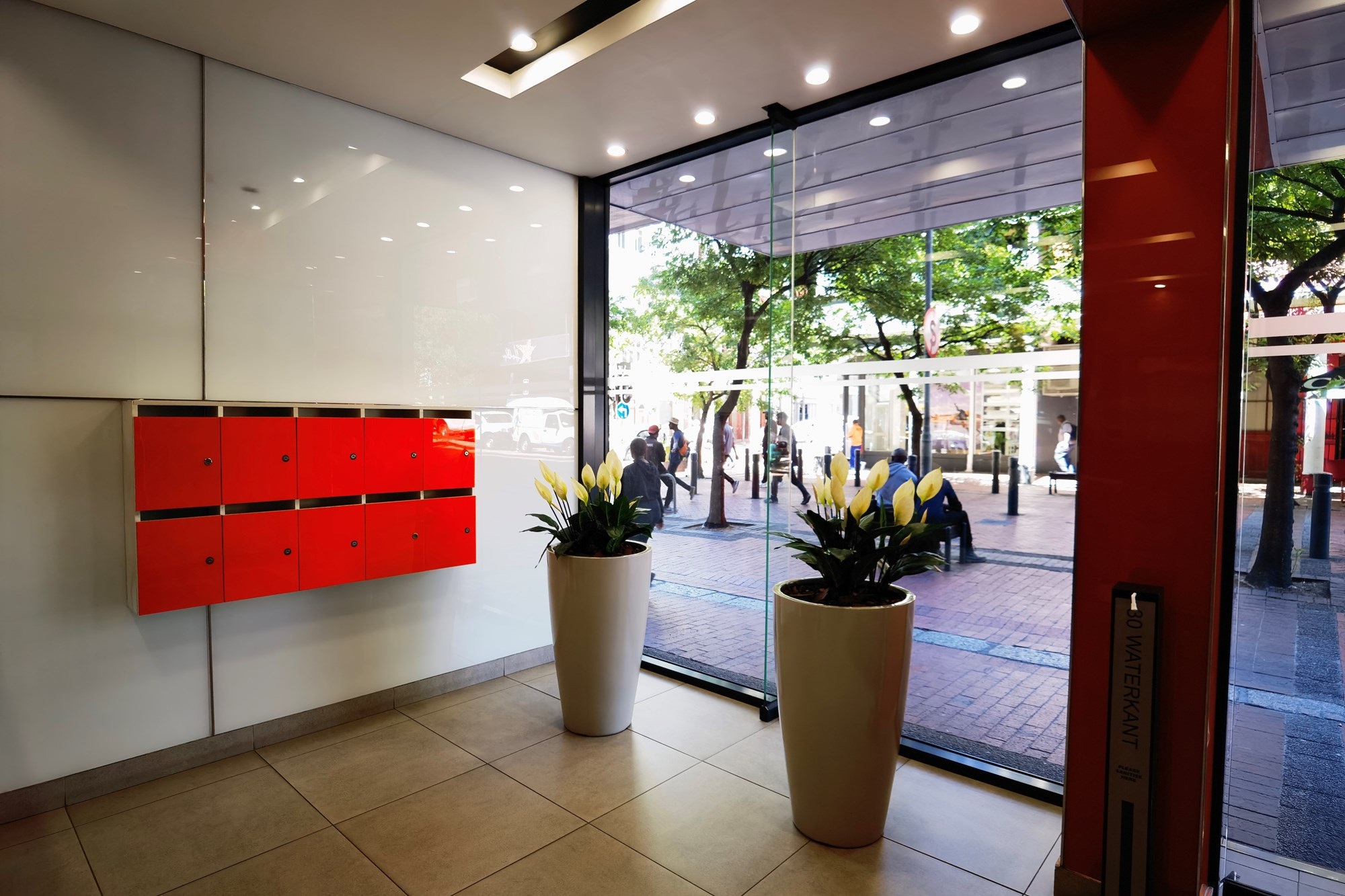 To Let commercial Property for Rent in De Waterkant Western Cape